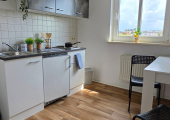 Azubis aufgepasst! Möblierte 1-Raum Wohnung im Dachgeschoss zu vermieten.