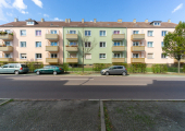 Moderne 3-Raum-Wohnung mit Badewanne und Balkon zu vermieten.