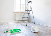 Hier wird saniert - 4-Raum Wohnung in zentraler Lage