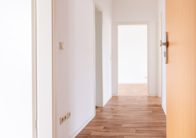 Charmante Altbauwohnung mit moderner Ausstattung & Wohlfühlatmosphäre (nur mit Wohnberechtigungsschein!)